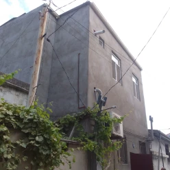 Satılır yeni tikili 6 otaqlı 105 m², İnşaatçılar m.