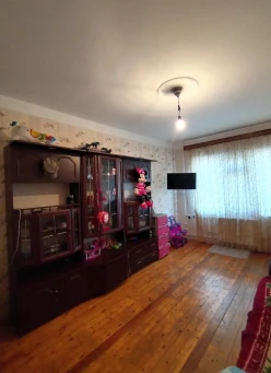 Satılır köhnə tikili 2 otaqlı 55 m², Müşfiqabad q.-6