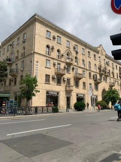 İcarə köhnə tikili 2 otaqlı 52 m²,  28 May m.-16