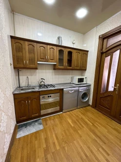 İcarə köhnə tikili 2 otaqlı 52 m²,  28 May m.-9