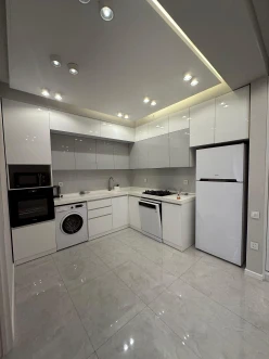 İcarə yeni tikili 2 otaqlı 70 m²,  28 May m.-7