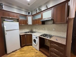 Satılır yeni tikili 2 otaqlı 80 m², Elmlər Akademiyası m.-6