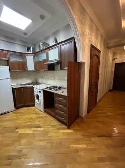 Satılır yeni tikili 2 otaqlı 80 m², Elmlər Akademiyası m.-8