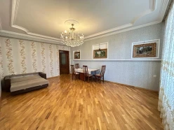 Satılır yeni tikili 2 otaqlı 80 m², Elmlər Akademiyası m.