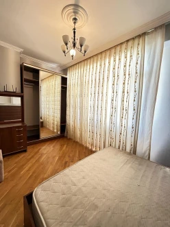 Satılır yeni tikili 2 otaqlı 80 m², Elmlər Akademiyası m.-15