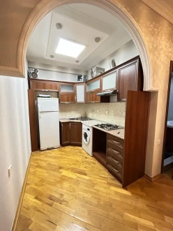 Satılır yeni tikili 2 otaqlı 80 m², Elmlər Akademiyası m.-18