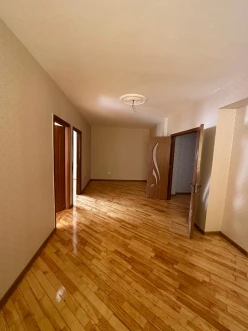 Satılır yeni tikili 3 otaqlı 83 m², İnşaatçılar m.-3