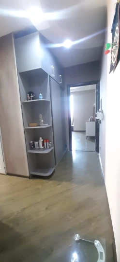 Satılır köhnə tikili 2 otaqlı 52 m², Əhmədli m.-4