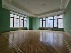 Satılır obyekt 3100 m²,  Elmlər Akademiyası m.-7