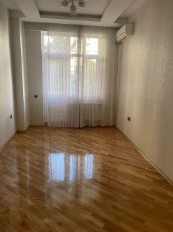 Satılır yeni tikili 3 otaqlı 132 m², Yasamal r.-3