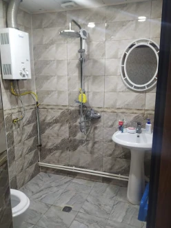 Satılır ev/villa 3 otaqlı 60 m², İnşaatçılar m.-5