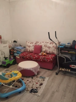 Satılır ev/villa 3 otaqlı 60 m², İnşaatçılar m.-10