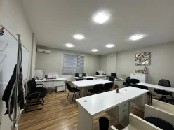 İcarə ofis 6 otaqlı 140 m²,  20 yanvar m.-8