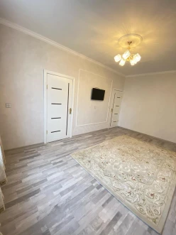 Satılır köhnə tikili 2 otaqlı 36 m²,  Memar Əcəmi m.