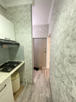 Satılır köhnə tikili 2 otaqlı 36 m²,  Memar Əcəmi m.-8