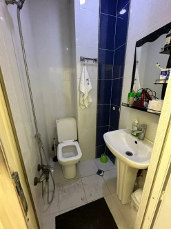 İcarə ofis 6 otaqlı 140 m²,  20 yanvar m.-11