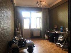 Satılır yeni tikili 3 otaqlı 90 m², İnşaatçılar m.-20