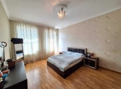 Satılır ev/villa 7 otaqlı 300 m², Azadlıq prospekti m.-6