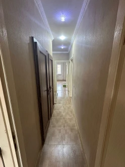 Satılır köhnə tikili 3 otaqlı 80 m², Qara Qarayev m.-4