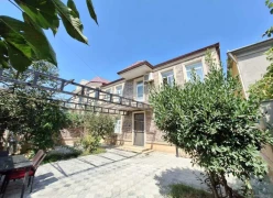 Satılır ev/villa 7 otaqlı 300 m², Azadlıq prospekti m.-10