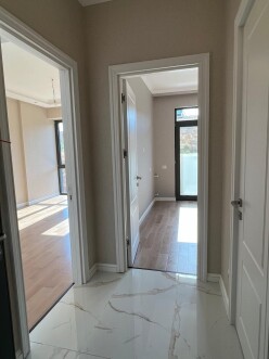 Satılır yeni tikili 2 otaqlı 50 m²,  İnşaatçılar m.-7