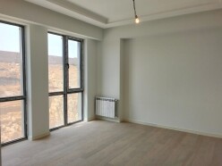 Satılır yeni tikili 2 otaqlı 65 m²,  İnşaatçılar m.-7