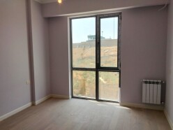 Satılır yeni tikili 2 otaqlı 65 m²,  İnşaatçılar m.-5