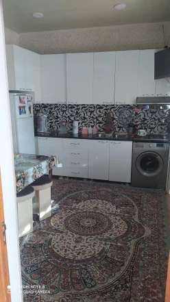 Satılır köhnə tikili 6 otaqlı 200 m², Azadlıq prospekti m.-12