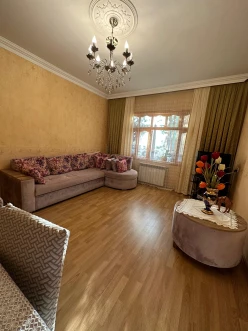 Satılır köhnə tikili 3 otaqlı 75 m², Sumqayıt-3