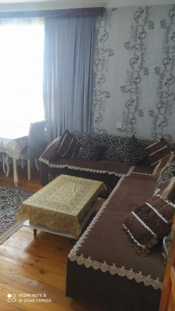 Satılır köhnə tikili 6 otaqlı 200 m², Azadlıq prospekti m.-3