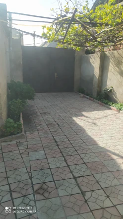 Satılır köhnə tikili 6 otaqlı 200 m², Azadlıq prospekti m.-9