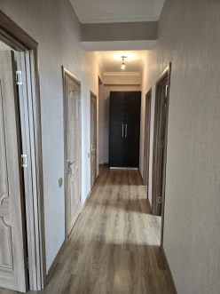 İcarə yeni tikili 3 otaqlı 80 m², İnşaatçılar m.-3