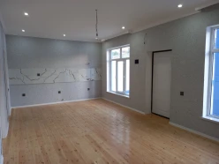 Satılır ev/villa 3 otaqlı 80 m², Novxanı q.-8