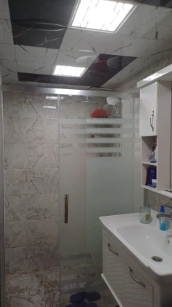 Satılır köhnə tikili 3 otaqlı 85 m², İnşaatçılar m.-8 Satılır köhnə tikili 3 otaqlı 85 m², İnşaatçılar m.-8