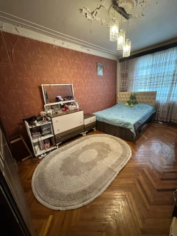 Satılır köhnə tikili 3 otaqlı 75 m², 20 yanvar m.-8 Satılır köhnə tikili 3 otaqlı 75 m², 20 yanvar m.-8