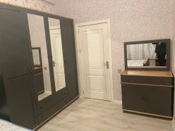 Satılır yeni tikili 2 otaqlı 60 m², İnşaatçılar m.-8