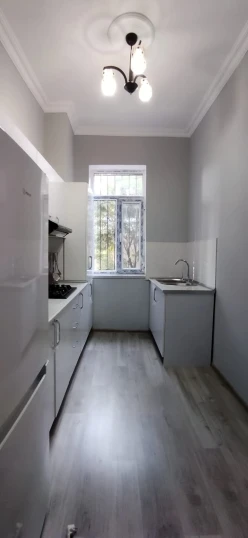 Satılır köhnə tikili 2 otaqlı 60 m², Bayıl q.-23