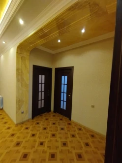 Satılır yeni tikili 4 otaqlı 147 m², İnşaatçılar m.-2