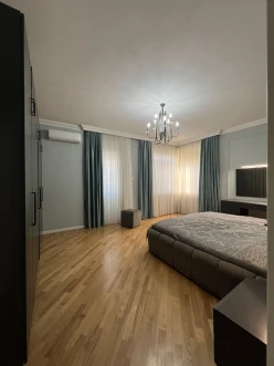 İcarə yeni tikili 3 otaqlı 140 m²,  Nəsimi-5
