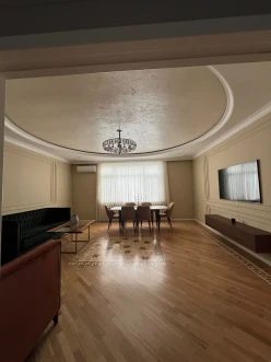 İcarə yeni tikili 3 otaqlı 140 m²,  Nəsimi-3