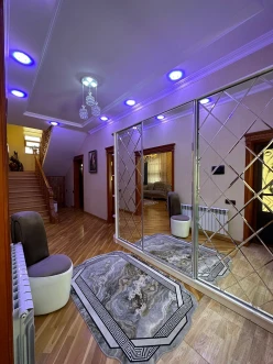 Satılır ev/villa 6 otaqlı 280 m², Bakıxanov q.-12