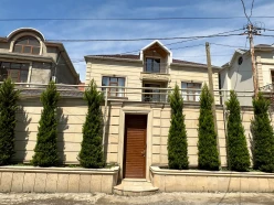 Satılır ev/villa 6 otaqlı 280 m², Bakıxanov q.