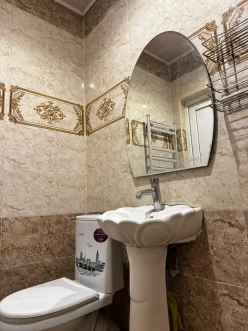 Satılır yeni tikili 2 otaqlı 60 m²,  İnşaatçılar m.-5