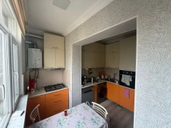 Satılır köhnə tikili 3 otaqlı 85 m²,  İnşaatçılar m.-2