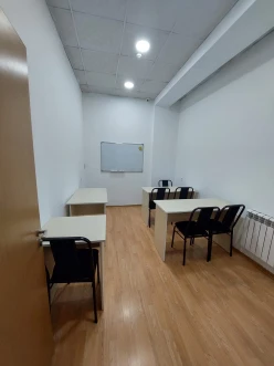 İcarə ofis 9 otaqlı 210 m², Yeni Yasamal q.