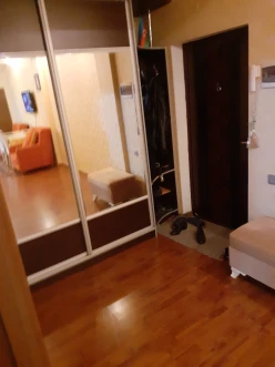 İcarə yeni tikili 2 otaqlı 90 m², İnşaatçılar m.-3