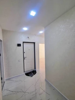 Satılır köhnə tikili 2 otaqlı 60 m², Bakıxanov q.-12