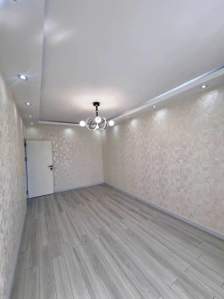 Satılır köhnə tikili 2 otaqlı 60 m², Bakıxanov q.-3