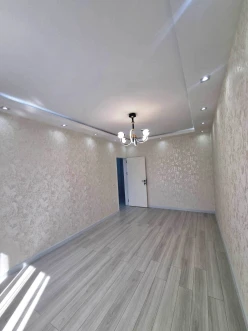 Satılır köhnə tikili 2 otaqlı 60 m², Bakıxanov q.-4