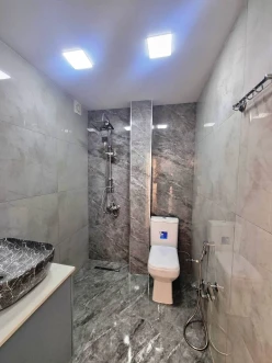 Satılır köhnə tikili 2 otaqlı 60 m², Bakıxanov q.-13